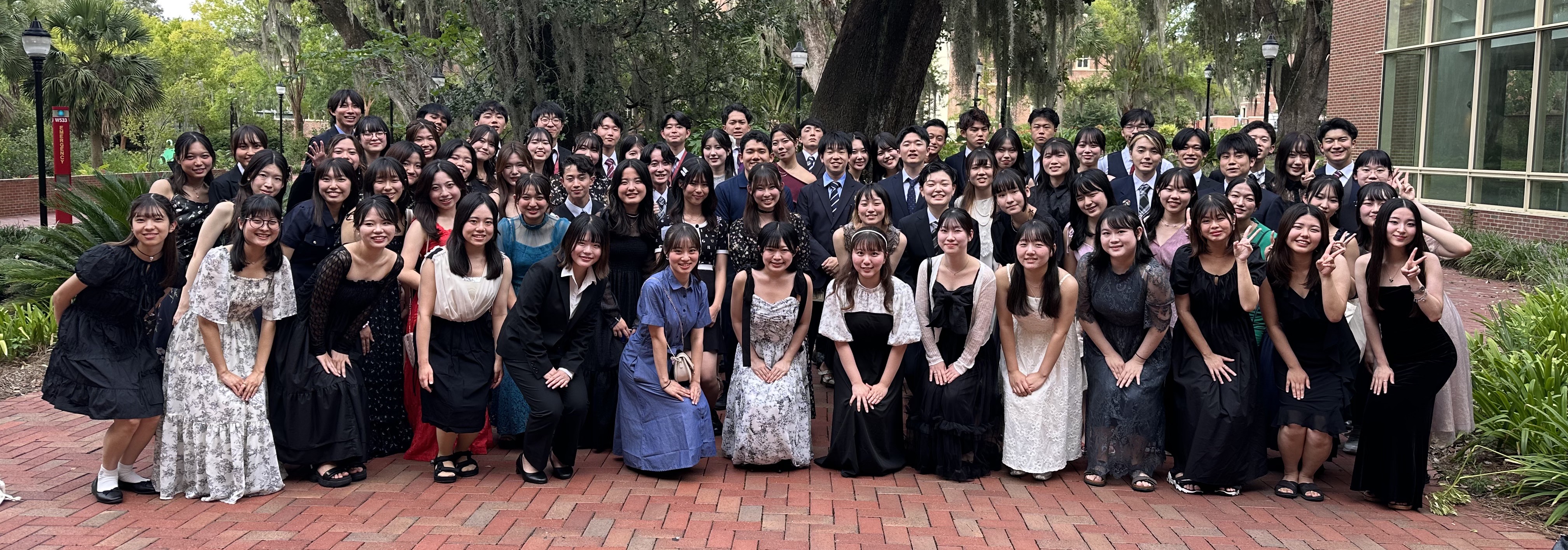 2025 Meiji University Students Closing Dinner Group Shot